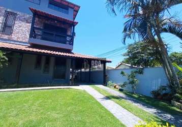 Casa a venda em florianópolis, bairro cacupé