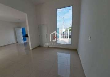 Casa com 3 quartos à venda na praça barão do rio branco, loteamento santa clara, pindamonhangaba por r$ 420.000