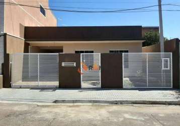 Casa térrea com 3 quartos 1 suíte, 140 m² no pinheirinho.