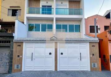 Sobrado com 240m² 3 suítes 4 vagas r$ 1.550,000