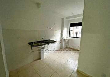 Apartamento, 2 dormitório(s) bairro centro