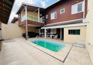 Casa sobrado 202m² - 3 dormitórios, com piscina - bosque dos ipês