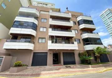 Apartamento cobertura a 200m do mar, meia praia, itapema - sc