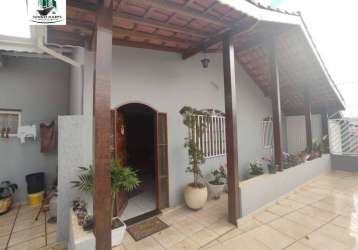 Belíssima casa térrea á venda! vila santa libânia - bragança paulista sp