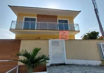 Casa triplex à venda no barroco, itaipuaçu.