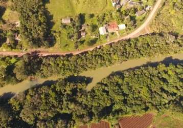 Sítio autosustentável com terra de plantação e frente pro rio dos no caraá com 8 hectares