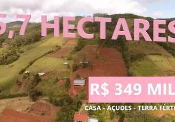 Sítio com açudes, casa, pomar, terra fértil, fibra ótica e 5,7 hectares no caraá