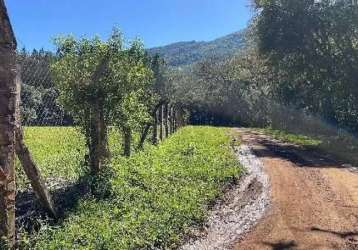 120907 sitio no riozinho escrit 57 hectares, com rio, terra fértil, luz e água encanada