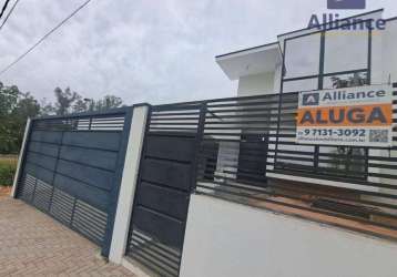 Casa com 2 dormitórios, 180 m² - venda por r$ 1.150.000 ou aluguel por r$ 5.000/mês - bairro capivari - louveira/sp