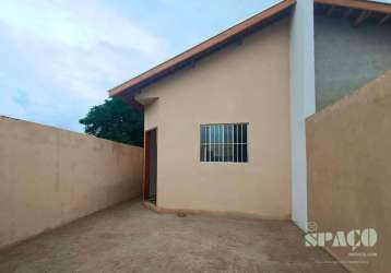 Casa com 2 dormitórios à venda, 52 m² por r$ 200.000,00 - araretama - pindamonhangaba/sp