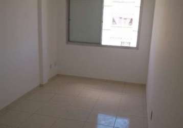 Apartamento jk na jeronimo coelho proximo assembleia e igreja matriz  , reformado , cozinha separada com tanque  , todo piso frio , entrar e morar  ,. &lt;br&gt;prédio bem localizado e portaria  .