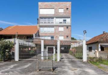 Apartamento espaçoso com 3 dormitórios, sendo 1 suíte e vaga de garagem dupla!&lt;br&gt;&lt;br&gt;encante-se com este espaçoso apartamento! com três dormitórios que oferecem conforto e privacidade, se