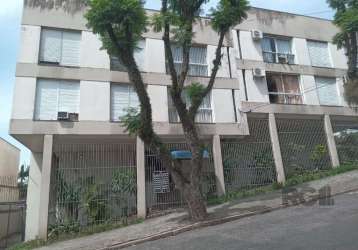 À venda no bairro nonoai/poa - 81m² privativos.&lt;br&gt;excelente apartamento no 3° andar, posição lateral/ norte, peças amplas e iluminadas com janelas estendidas em pele de vidro, living para 02 am