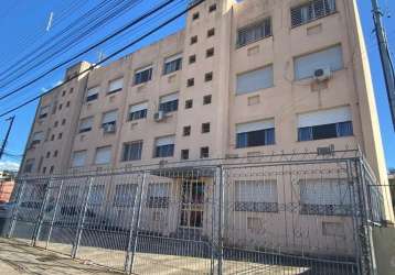 Apartamento com 2 dormitórios, sala de estar, banheiro e uma cozinha com área de serviço integrada. estrategicamente posicionada a apenas meia quadra da movimentada avenida joão goulart, você estará p