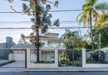 Casa diferenciada no bairro ipanema, construção com projeto moderno e fino acabamento.&lt;br&gt;&lt;br&gt;a casa ficará semimobiliada e possui 3 suítes (sendo 1 delas master com closet e hidro) todas 