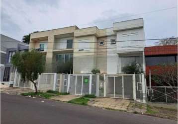 Ótima casa de 2 pisos desocupada, entrega imediata! &lt;br&gt;ampla casa de 2 andares, 181,12mts de área privativa, muito bem conservada, &lt;br&gt;com 3 dormitórios, sendo 1 suíte, 3 banheiros e livi