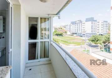 Ótimo apartamento com  living para dois ambientes,   tres  dormitórios com área de serviço, banheiro auxiliar, tres aparelhos de ar condicionado split, churrasqueira, closet, sacada, sala de jantar, s