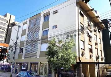 Apartamento 2 dormitórios, com 58,18 m² de área privativa, no bairro praia de belas, cozinha com área de serviço fechada, sala para dois ambientes, piso laminado, muito bem localizado, próximo do polo