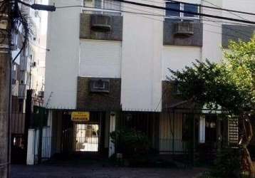 Excelente apartamento de 2 dormitórios, no bairro santana, com living 2 ambientes, cozinha montada, área de serviço separada.  com box coberto vaga escriturada.&lt;br&gt;sobre o bairro santana:&lt;br&