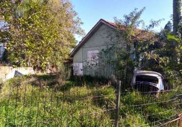 Vende terreno de esquina medindo 29,00 m de frente pela rua oniva de moura brizola,  por 30,00m de extensão de frente ao fundo por um lado e 35,00 m  pelo outro lado onde faz esquina com a rua dante p