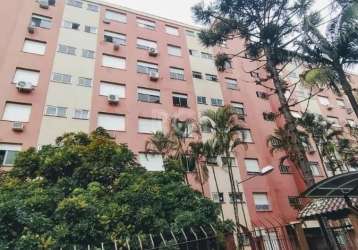 Apartamento de 1 dormitório, cozinha, living e ambientes, banheiro social e área de serviço separado.&lt;br&gt;edifício com salão de festas, elevador e estacionamento rotativo por ordem de chegada.&lt