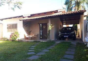 Casa com 4 dormitórios na santo onofre em viamão.&lt;br&gt;&lt;br&gt;imóvel com cozinha, 2 salas, 4 dormitórios sendo um suíte com closet, garagem coberta, piscina, salão de festa no fundos.&lt;br&gt;