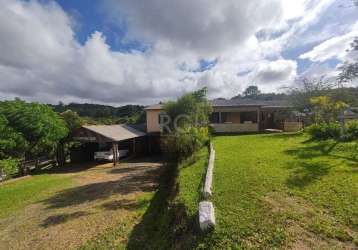 Oportunidade de morar na capital e com gostinho de interior...&lt;br&gt;lindo sitio  , com 1 casa  mista, 1 galpão, 1 açudes, &lt;br&gt;extensão 2 hectares .&lt;br&gt;casa com 2 dormitórios, 1 banheir