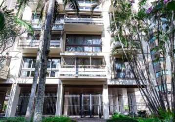 Apartamento 3 quartos no moinhos de vento com 2 vagas&lt;br&gt;na linda rua santo inácio, entre as ruas hilário ribeiro e luciana de abreu, ponto nobre do moinhos de vento.&lt;br&gt;ótimo apartamento 