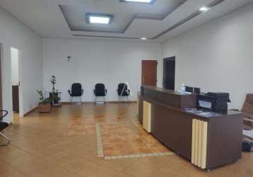 Sala comercial 1 quarto para aluguel no bairro centro em toledo por r$ 12.000,00