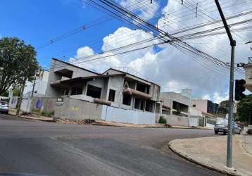 Sobrado comercial para locação no centro em cascavel