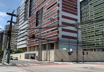 Apartamento amplo e aconchegante no edifício barlavento