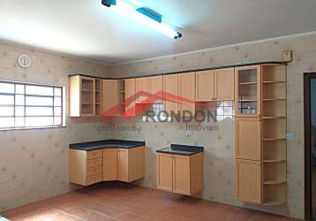 Casa-sobrado grande 262m²; 3 vagas garagem;  4 dormitórios; 3 salas; escritura doc 100%