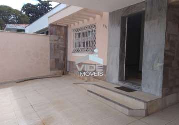 Casa à venda em campinas, bairro jardim guanabara,  três quartos.