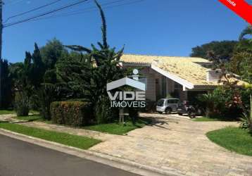 Linda casa a venda no loteamento alphaville em campinas.