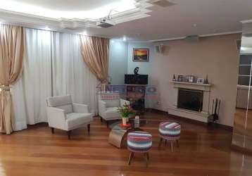 Lindo apartamento super espaçoso na vila maria com 04 dorms, sala bem espaçosa, 220 mts ótimo local.