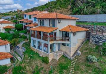 Casa em condomínio frente mar com vista panorâmica!