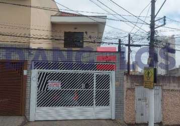 Sobrado à venda na vila invernada, são paulo-sp: 2 quartos, 2 salas, 2 banheiros, 2 vagas de garagem!