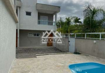 Sobrado à venda 2 quartos, 2 suites, 1 vaga, 86m², massaguacu, caraguatatuba - sp