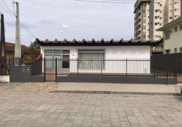 Casa no santo antônio com 3 quartos para locação, 162 m²