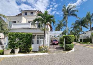 Casa em condomínio fechado no recreio dos bandeirantes