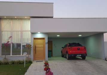 Vendo casa em condomínio alphaville à venda porteira fechada  com 3 quarto(s)