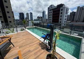 Flat novo de 28m2, andar alto em manaíra