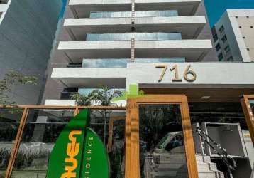 Apartamento à venda em alphaville salvador 1: 56m², 1 suíte, sala, varanda com vista lateral para praça, segurança 24h