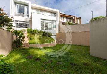 Casa com 263.16 m², 4 quartos sendo 2 suítes à venda no santa quitéria.