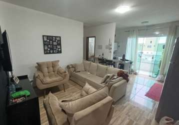 Apartamento semi mobiliado no bairro santa regina em camboriú