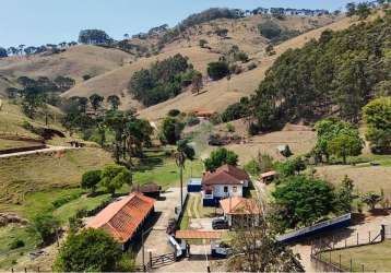 Sítio à venda em camanducaia-mg