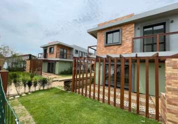 Casa para venda em garopaba, ambrosio, 3 dormitórios, 2 suítes, 3 banheiros, 1 vaga