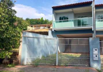 Casa com 3 quartos à venda na rua amália tonon minatti, cafezal, londrina por r$ 420.000