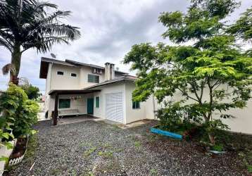 Casa com 3 quartos à venda na vila nova, joinville  por r$ 590.000