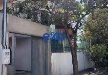 Casa com 2 quartos à venda na das dálias, 100, jardim cuiabá, cuiabá por r$ 800.000